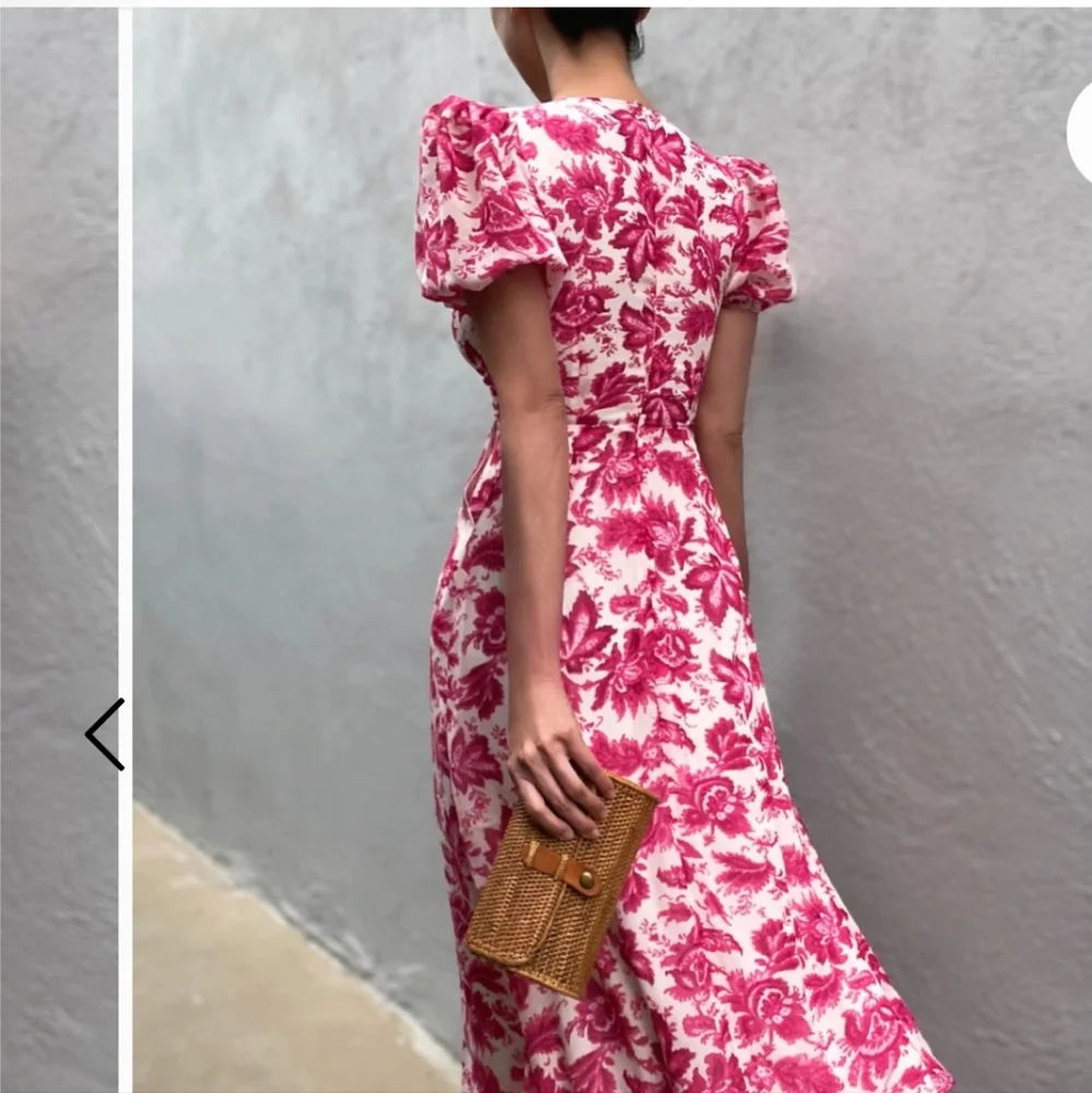 Seven Wonders Stevie pink floral midi dress - Picture 2 of 15